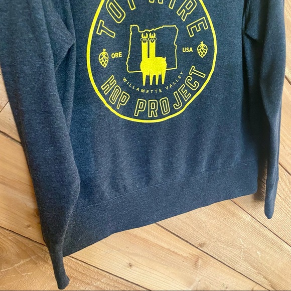 Top Wire Hop Project Llama Zip-up Gray Hoodie Sz Small, Unisex fit - Picture 3 of 13